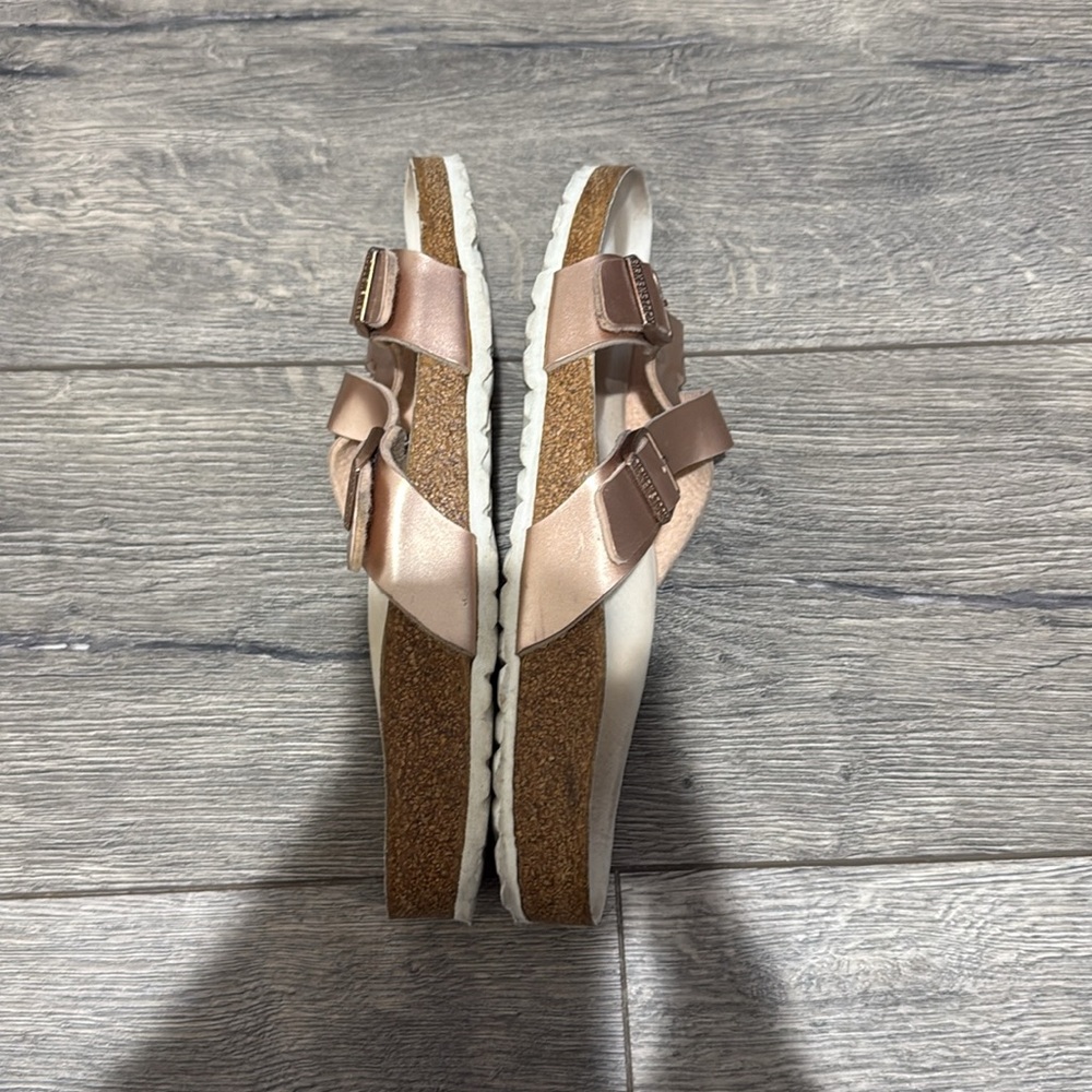 • Birkenstock • Yao Balance Slip On Sandals Rose gold 
 41 / US 10 - Picture 4 of 5